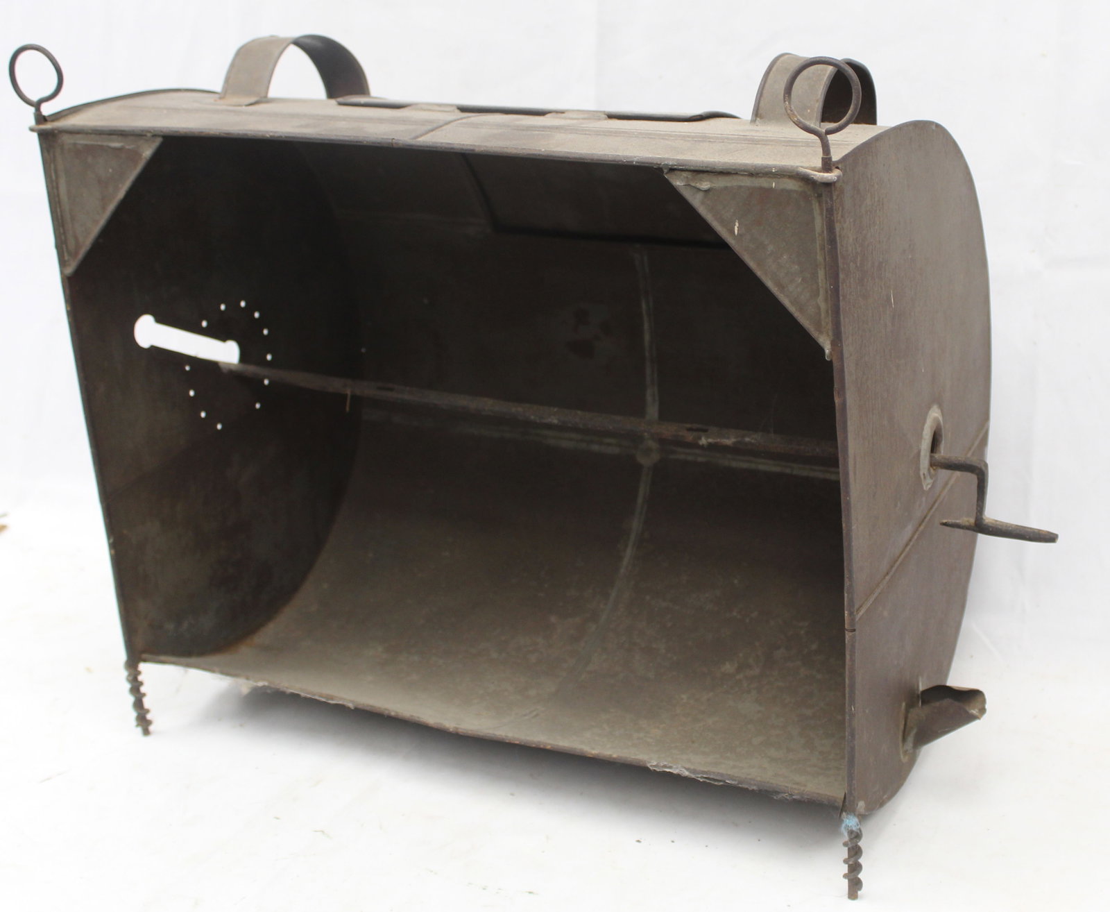 Antique tin rotisserie oven - 16" tall x 18 1/2" wide x 12" deep: Antique tin rotisserie oven - 16" tall x 18 1/2" wide x 12" deep