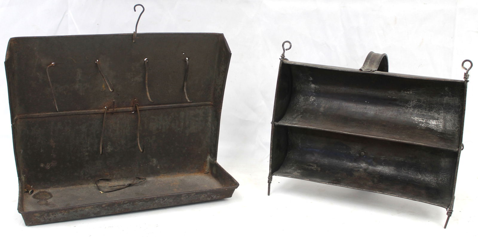 Lot of 2 antique tin reflector ovens incl 1 for birds - 9"x12" & 8"x10" (1 of 6)
