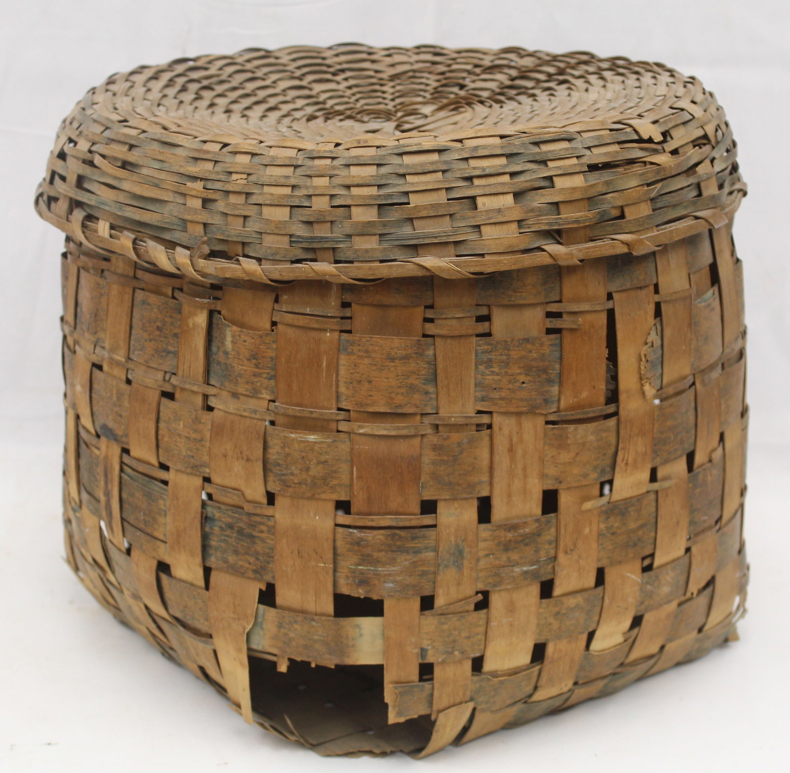 Antique paint dec round basket w lid - as found - 12" tall x 15" diam: Antique paint dec round basket w lid - as found - 12" tall x 15" diam