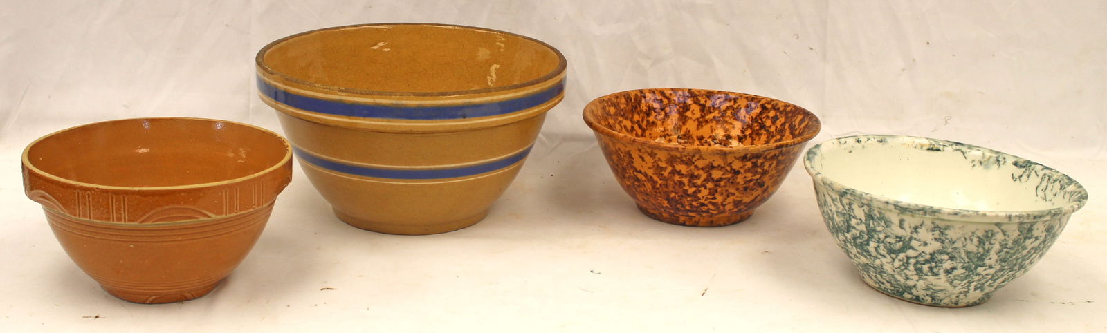 Lot of 4 vintage/antique pottery bowls incl large blue banded yellowware, spatter dec, etc - 8 1/2", (1 of 5)