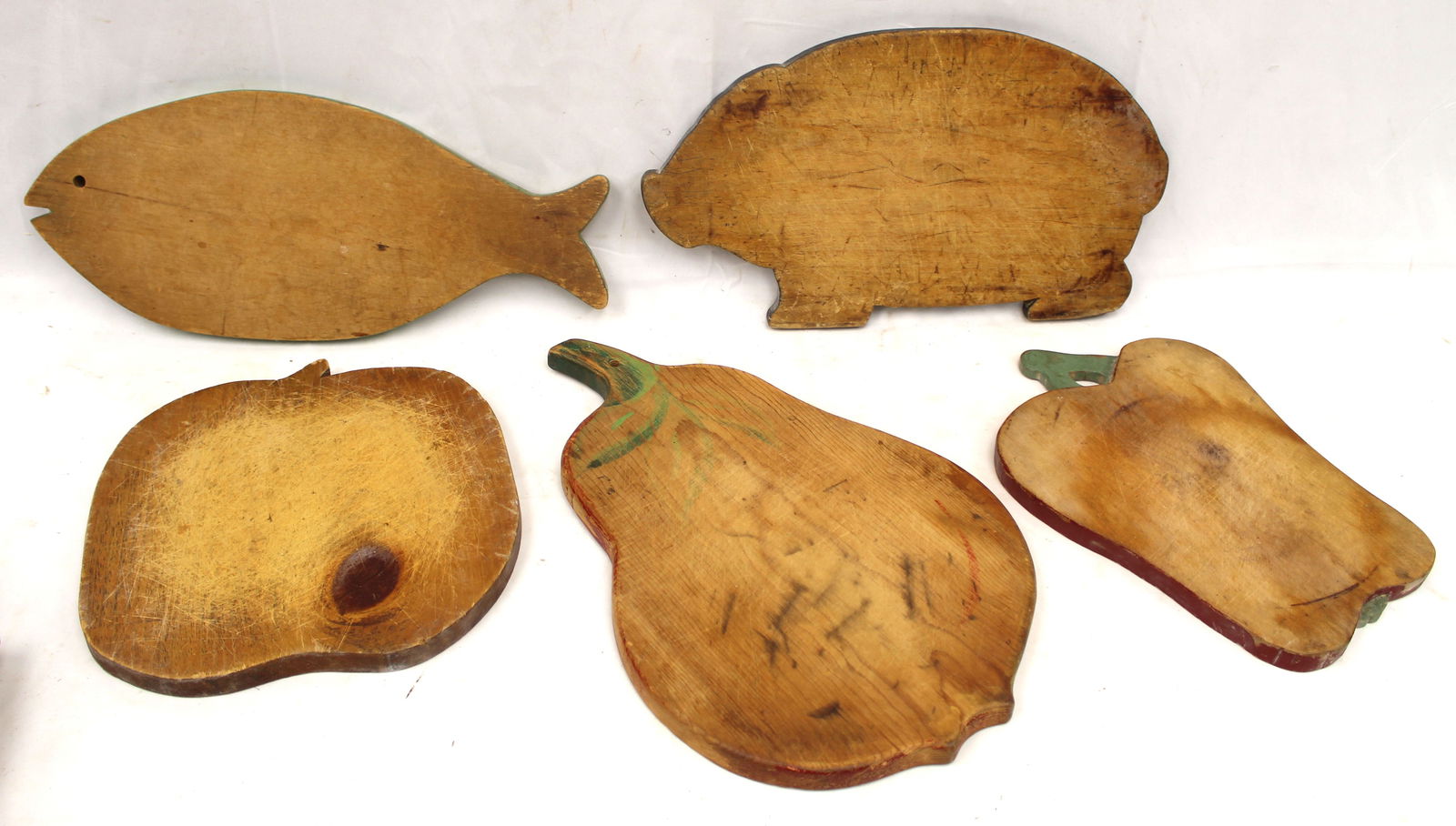 Lot of 5 wooden cutting boards w painted edges in the shape of fruit, a fish & a pig - 13" - 18" (1 of 6)