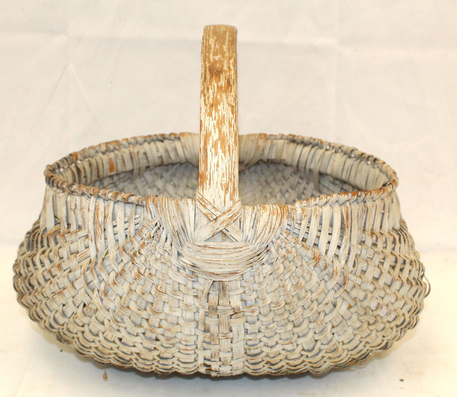 Antique melon basket in oyster white paint - 11" tall x 13"x14" (1 of 4)