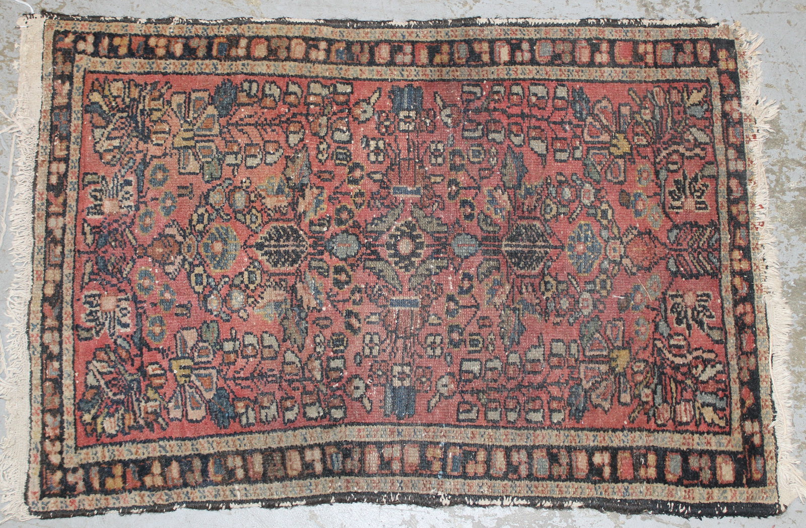 Oriental area rug - 22"x33" (1 of 5)