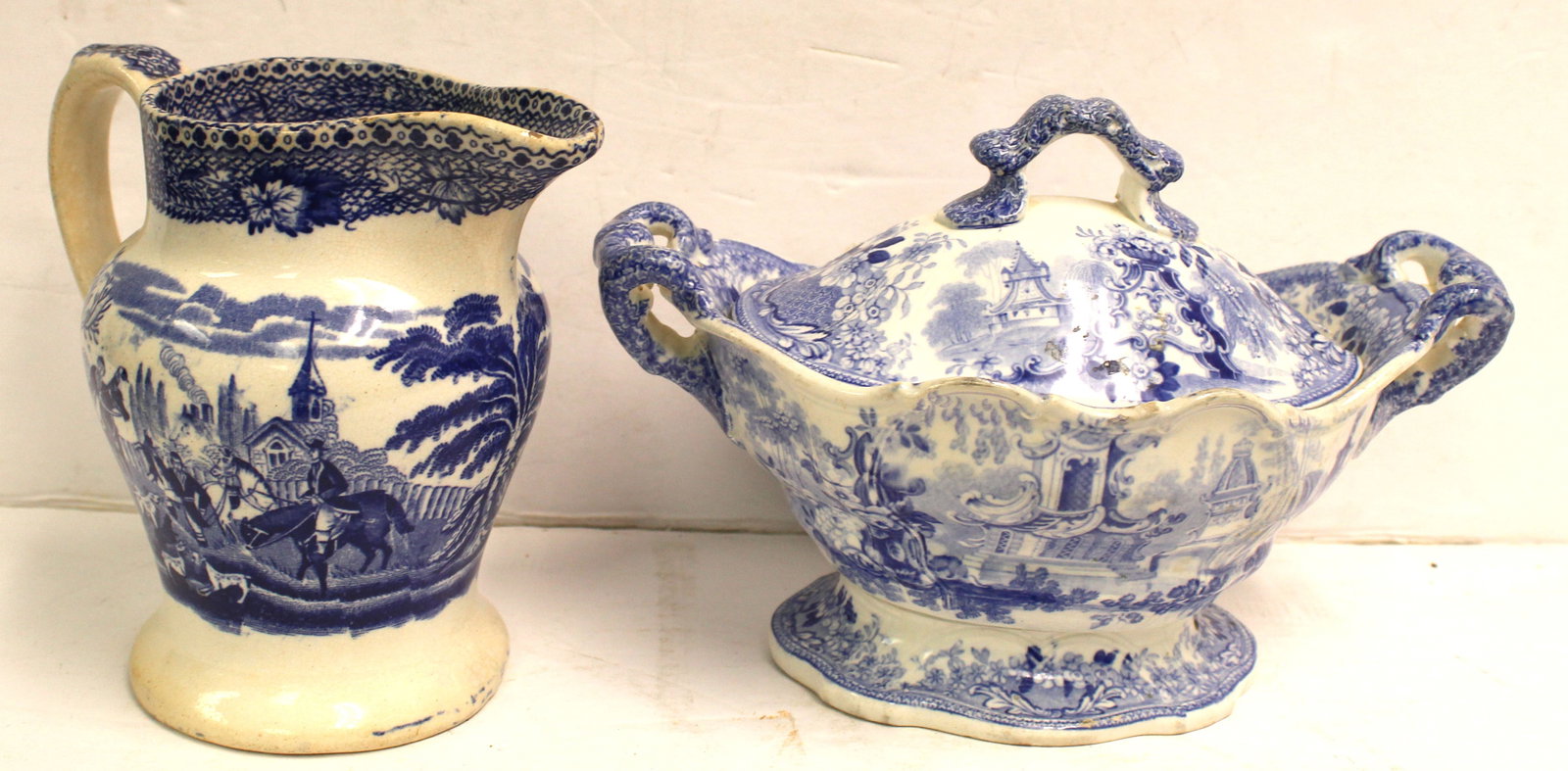 Lot of 2 pieces Historical Blue transferware incl small pitcher & sugar bowl w lid (1 of 12)