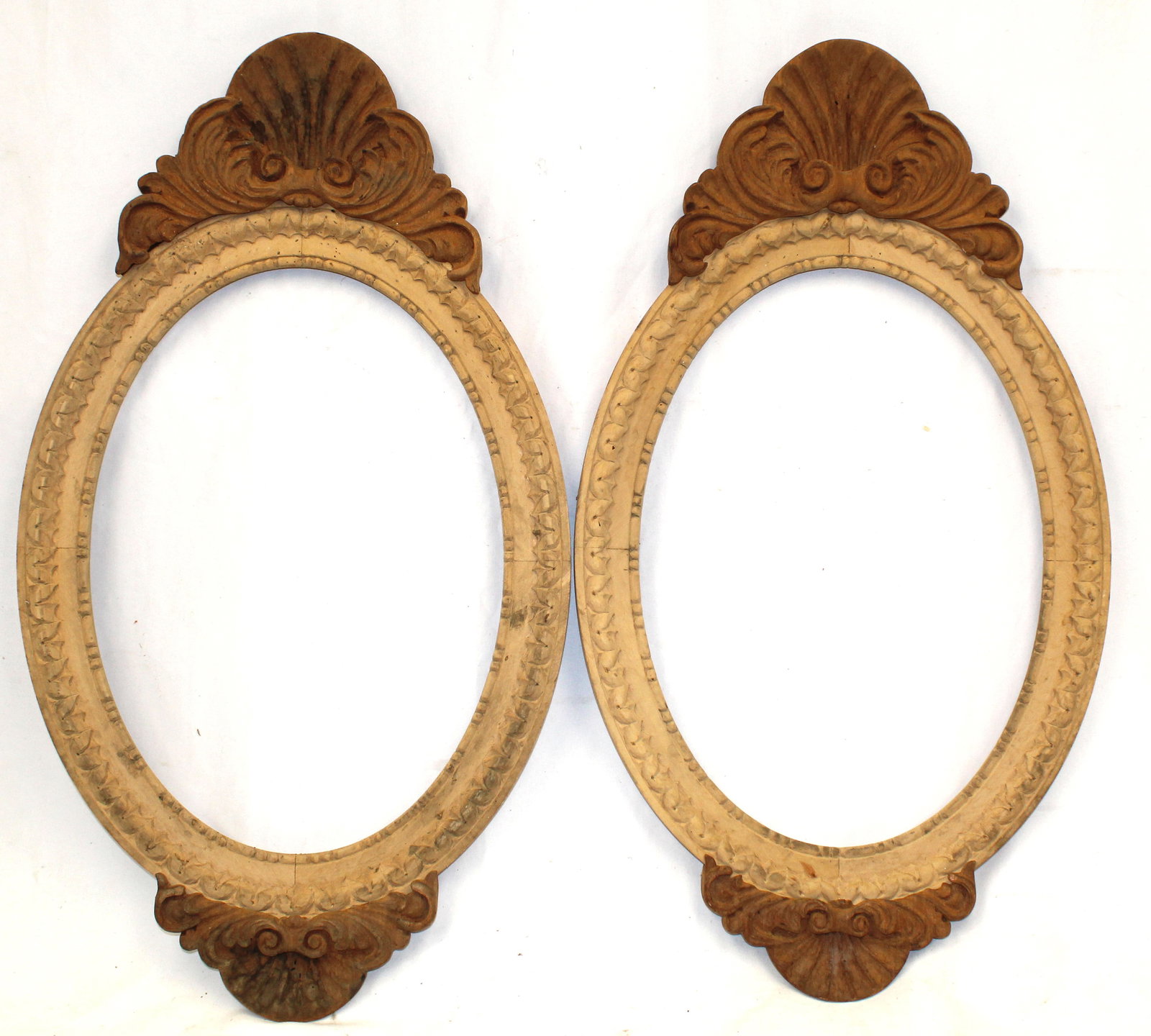Pr of French style carved wooden oval frames - 32"x18" overall (1 of 8)