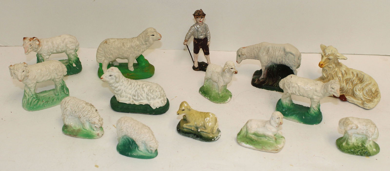 Lot of mixed German farm animals (1 of 9)