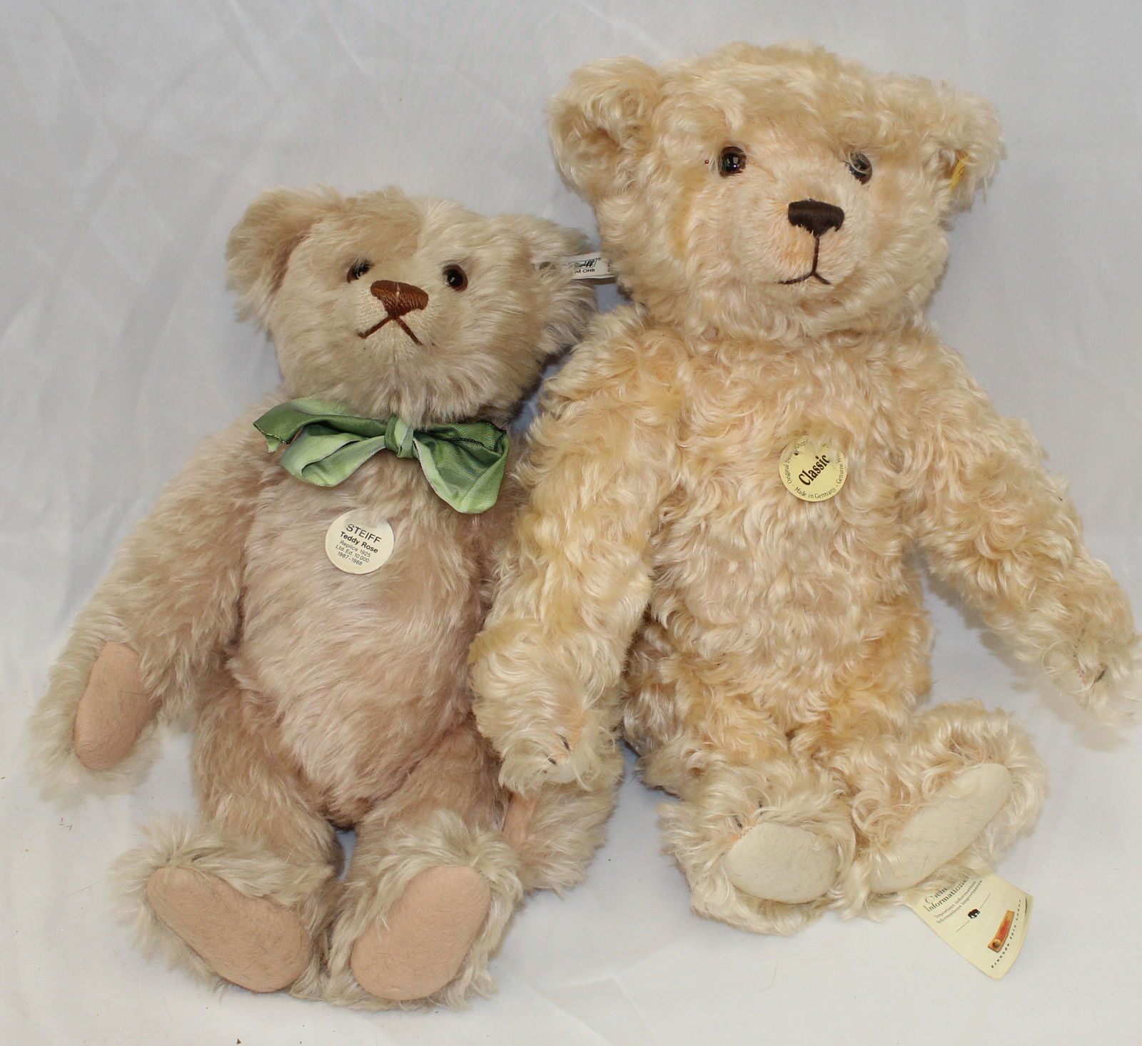 Lot of 2 contemporary Steiff teddy bears w orig tags & buttons in ears & growlers - 14" & 15" tall (1 of 5)