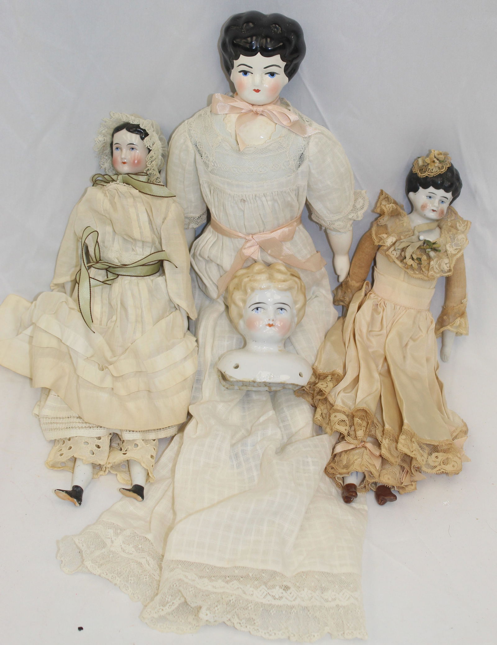 Lot of 3 china head dolls plus one china head (only) (1 of 6)