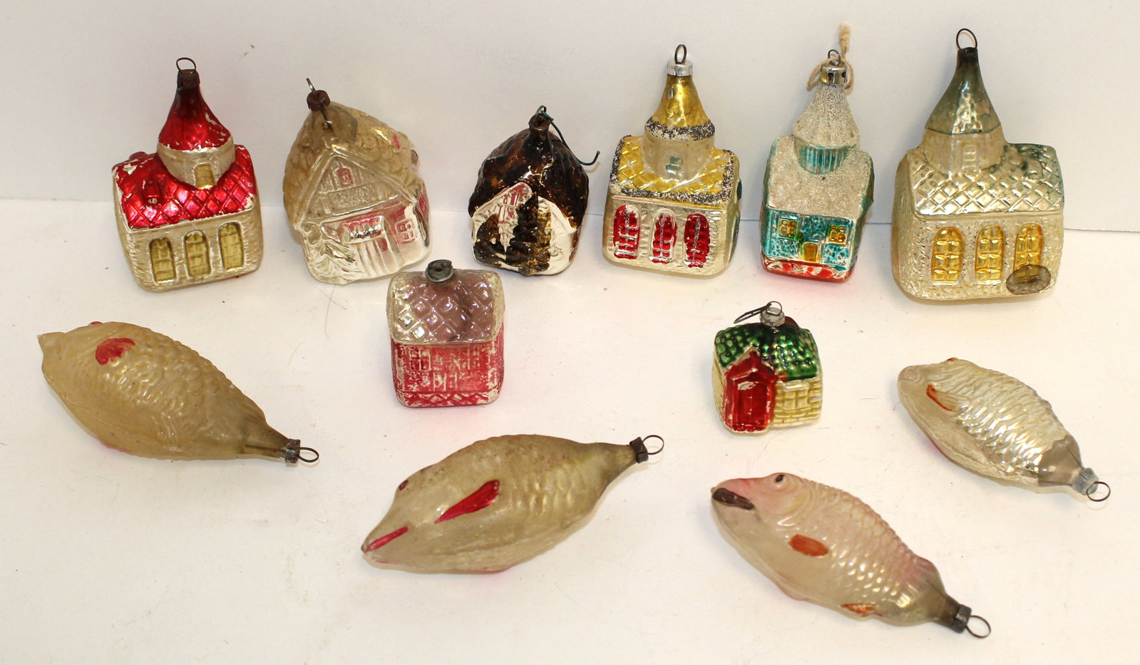 Lot of 12 glass ornaments - fish & budlings: Lot of 12 glass ornaments - fish & budlings