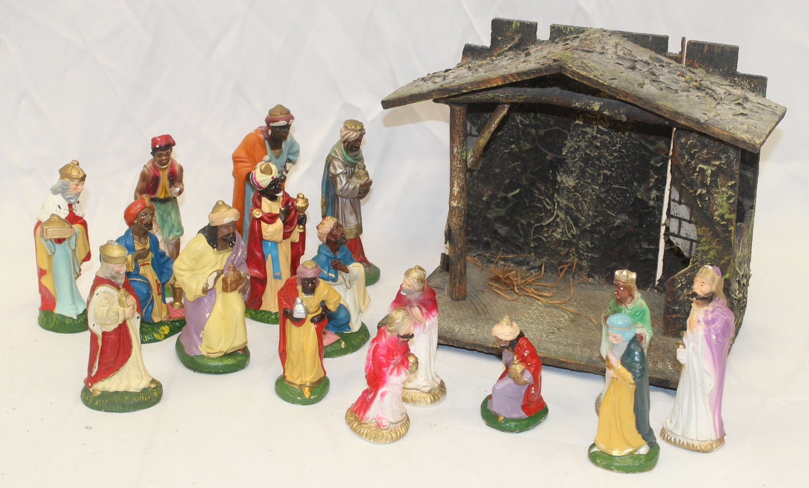 Large lot of Nativity figures & animals plus a creche: Large lot of Nativity figures & animals plus a creche