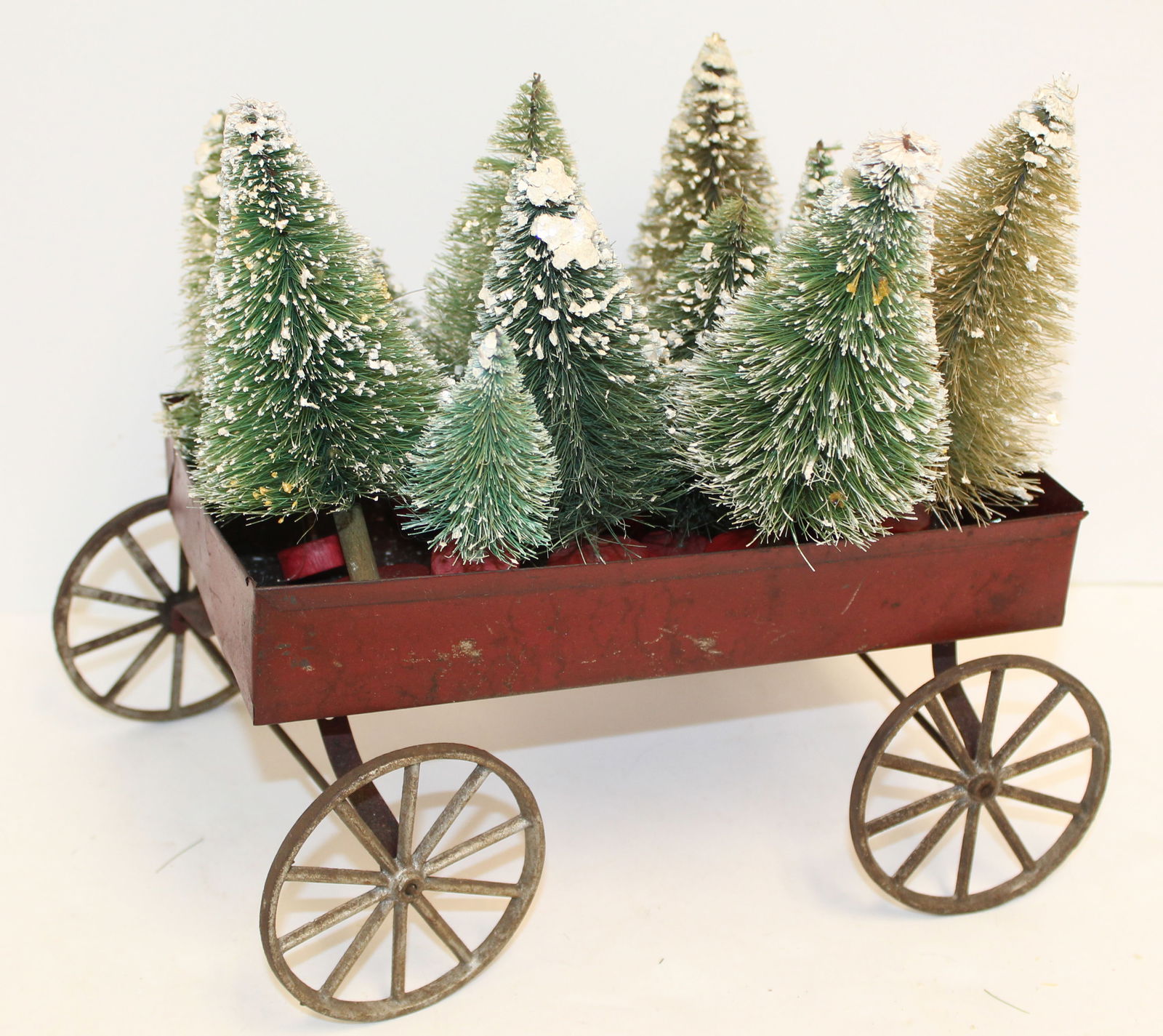 Lot of 14 green bottle brush trees & red metal wagon - 3 1/2"-7" tall (1 of 3)