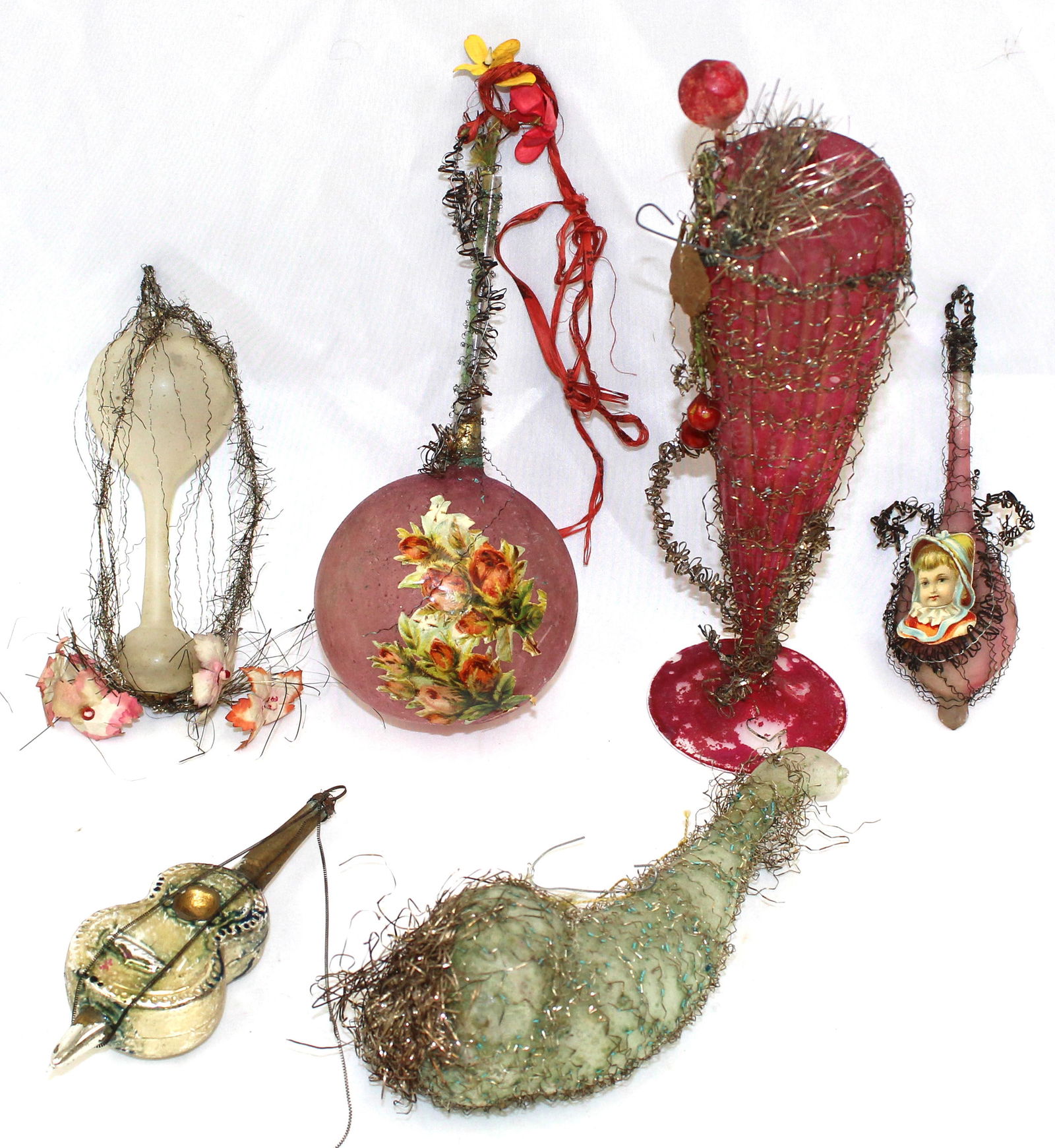 Lot of 6 Victorian wire & glass ornaments - musical instruments, etc (1 of 5)