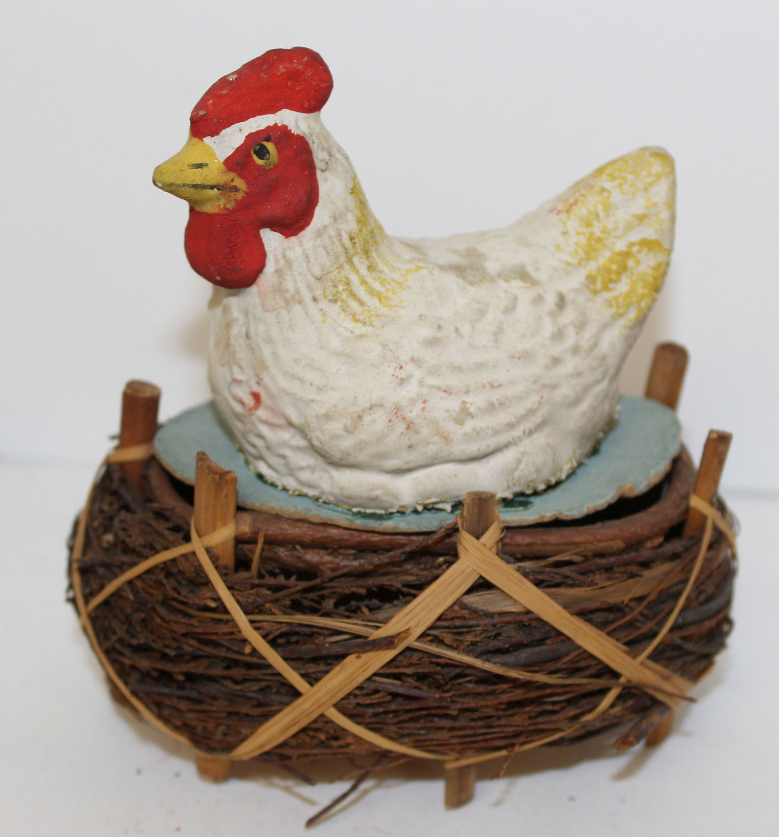 Vintage hen on basket Easter candy container (1 of 6)