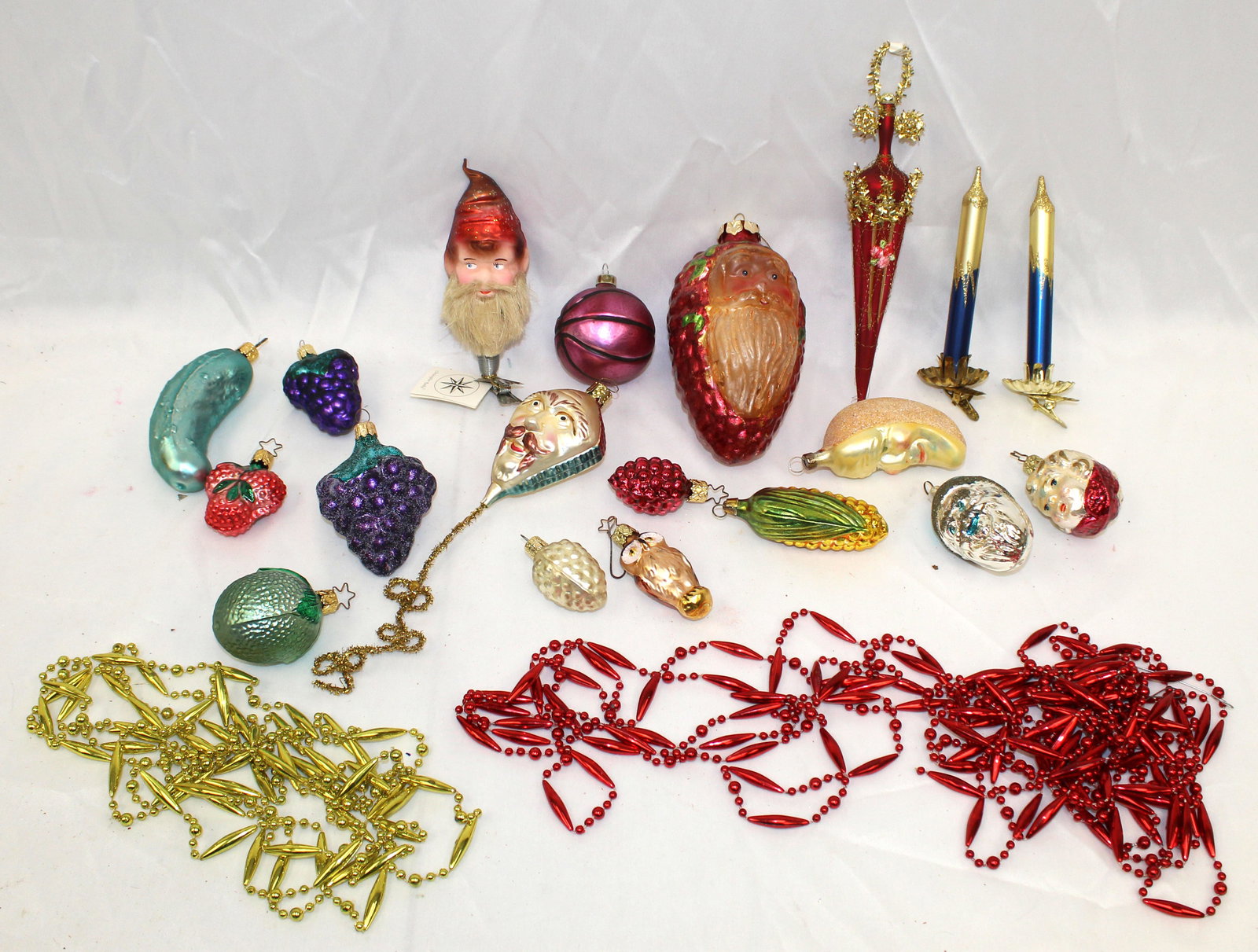 Lot of contemporary glass figural, fruit, etc ornaments (1 of 7)