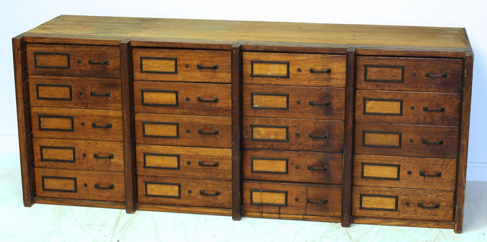 ca 1900 oak 20 drawer apothecary/pharmacy/filing cabinet - 24" tall x 60" wide x 18" deep: ca 1900 oak 20 drawer apothecary/pharmacy/filing cabinet - 24" tall x 60" wide x 18" deep