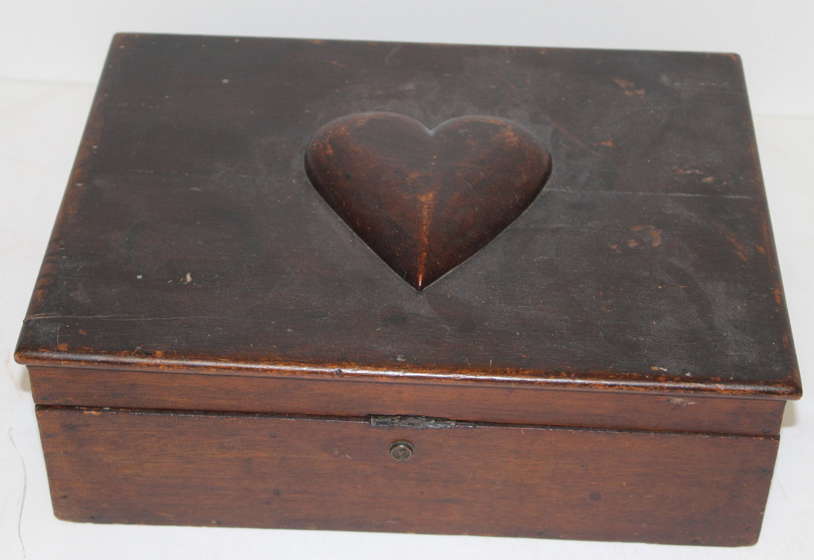 Antique wooden valuables by w applied carved wooden heart on lid - possibly sailor made - 13 1/4": Antique wooden valuables by w applied carved wooden heart on lid - possibly sailor made - 13 1/4" wide x 10 1/4" x 4 1/2" tall