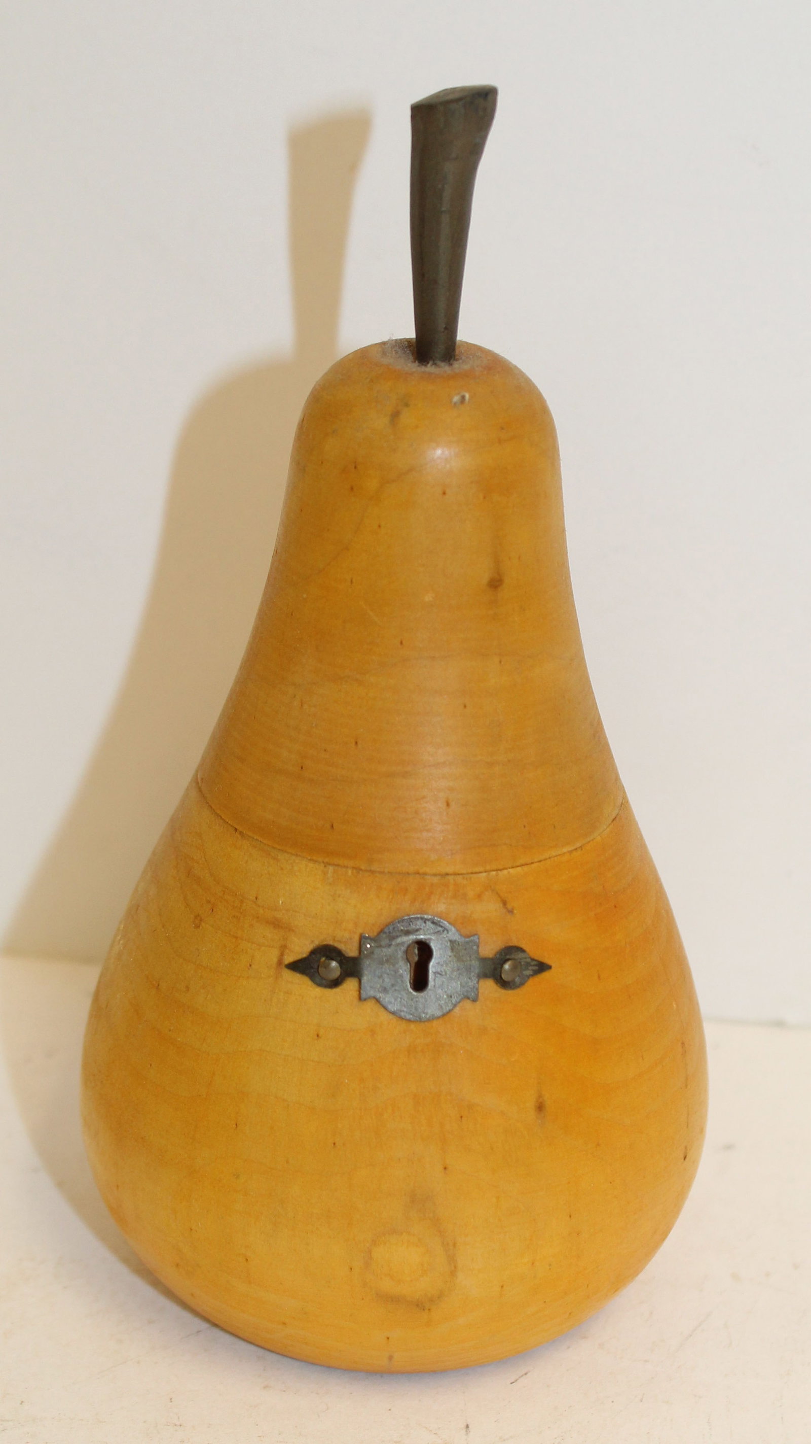 Vintage pear form wooden tea caddy - 6" tall: Vintage pear form wooden tea caddy - 6" tall