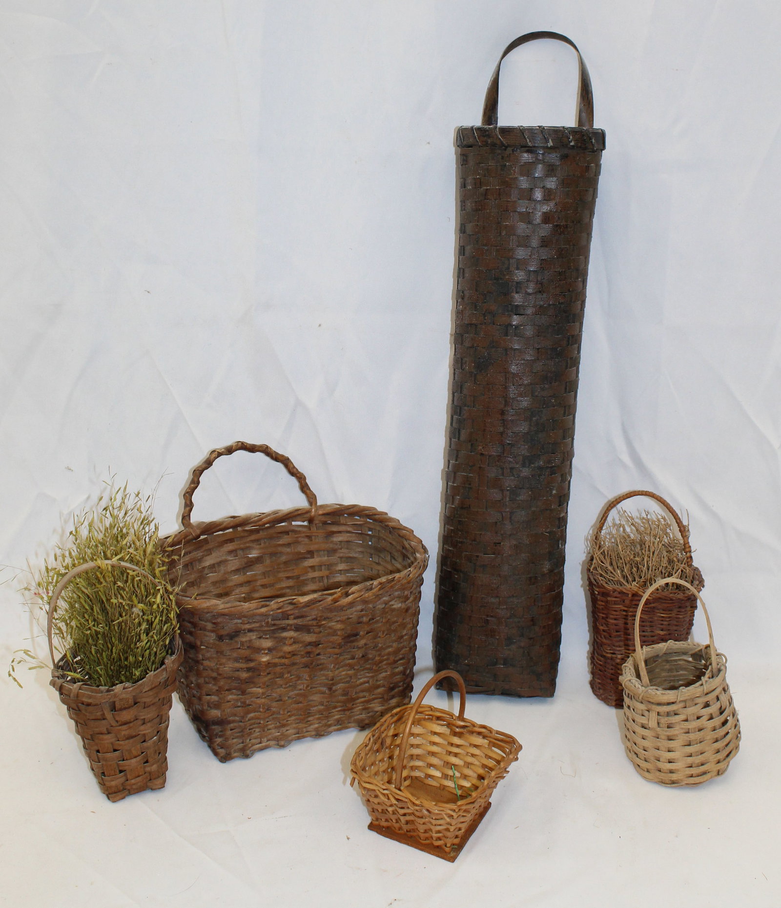 Lot of 6 small & miniature baskets - 4 1/2" - 17": Lot of 6 small & miniature baskets - 4 1/2" - 17"
