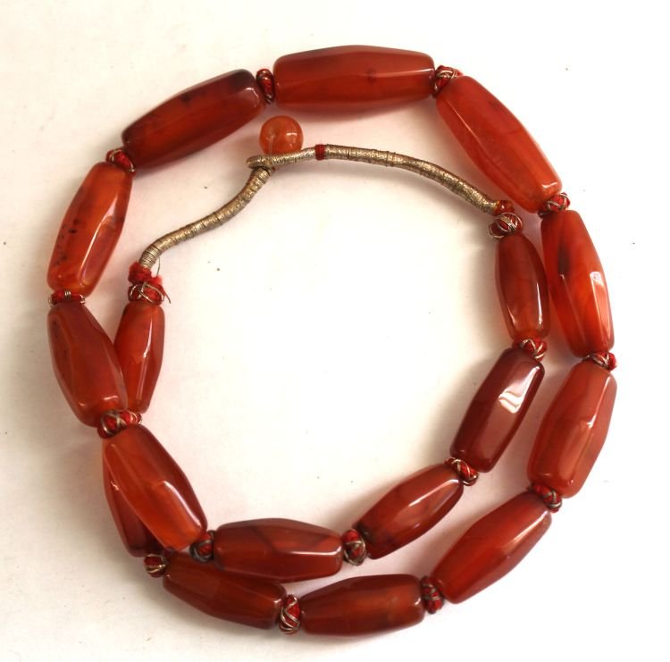 Chinese carved carnelian necklace - 20": Chinese carved carnelian necklace - 20"