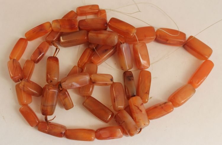 2 Chinese carnelian strands of beads: 2 Chinese carnelian strands of beads