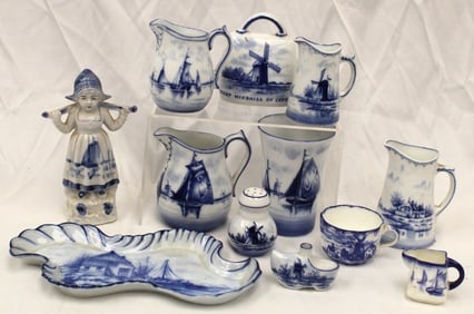 Lot of 12 pieces of diminutive German & English Delft