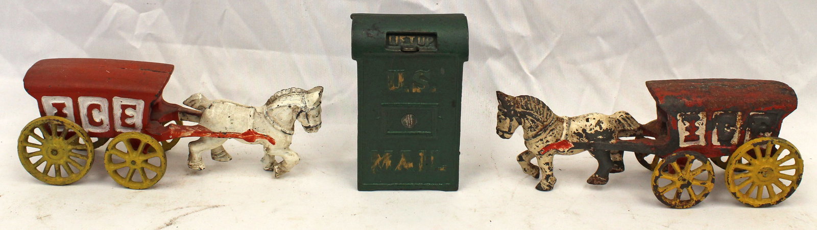 Lot of 3 cast iron toys incl 2 "Ice" horse drawn wagons plus a "US Mail" still bank - Ice wagons (1 of 8)