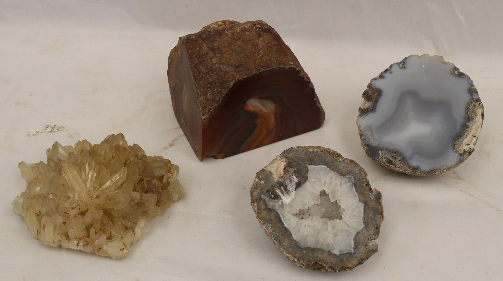 Lot of 4 decorative rocks incl geode & crystal (1 of 7)