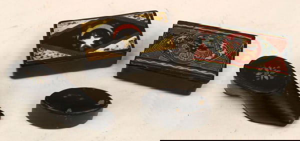 Lot of 4 small decorated snuff boxes incl shoe form w MOP