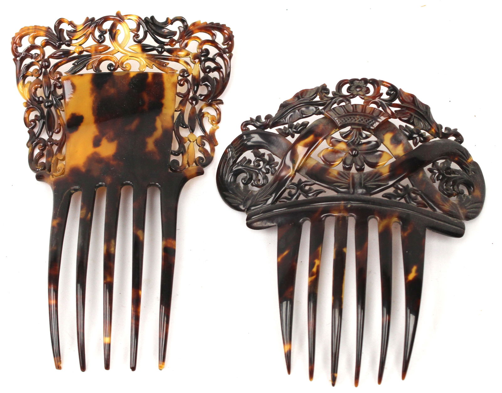 Pair of antique tortoise shell hair combs (1 of 7)