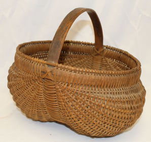 Antique buttocks basket - 9 1/2" tall x 10"x9 1/2"