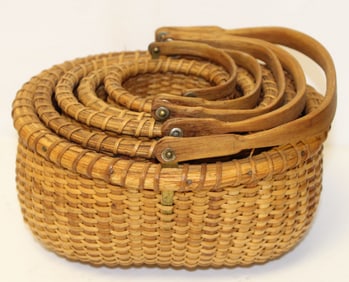 Wonderful vintage set of 5 graduated bail handled Nantucket baskets each signed Ben Snyder & dated