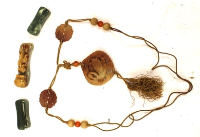 Lot of 4 pieces of antique Asian Jade