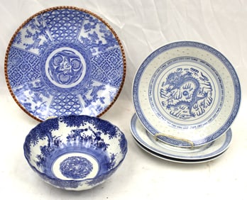 Lot of 5 pieces of Asian blue & white porcelain chargers, plates & bowls