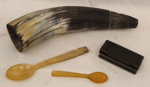 Antique horn lot incl powder horn, spoons & snuff box