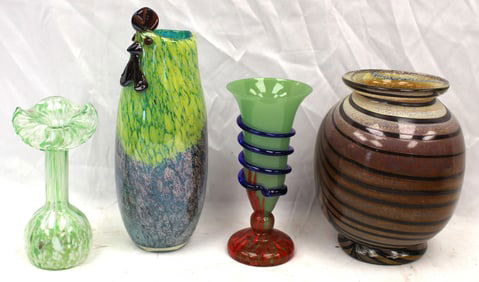 Lot of contemporary art glass vases