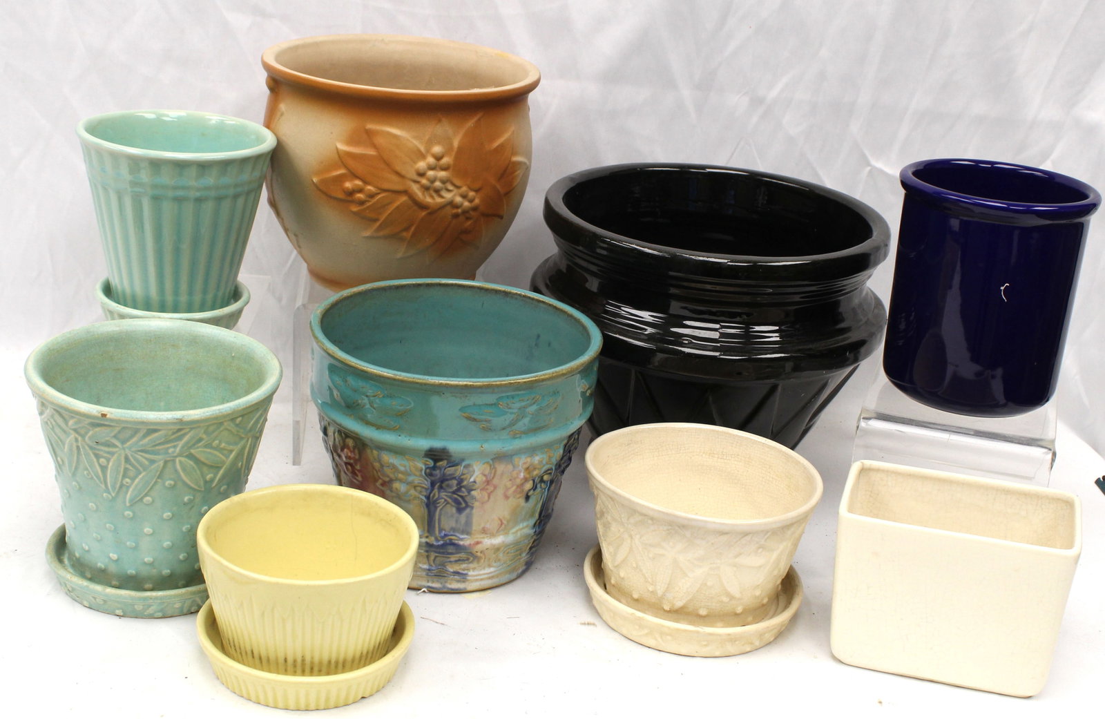 Lot of 9 pottery planters & jardineres: Lot of 9 pottery planters & jardineres