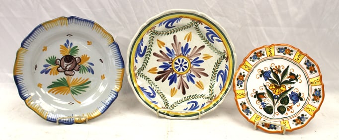 Lot of 3 Italian pottery chargers/plate