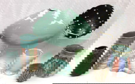 Lot of 8 pieces of contemporary/vintage art pottery