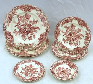 Set of 11 pieces of Crown Ducal "Bristol" patter red transferware plates, saucers & bowls