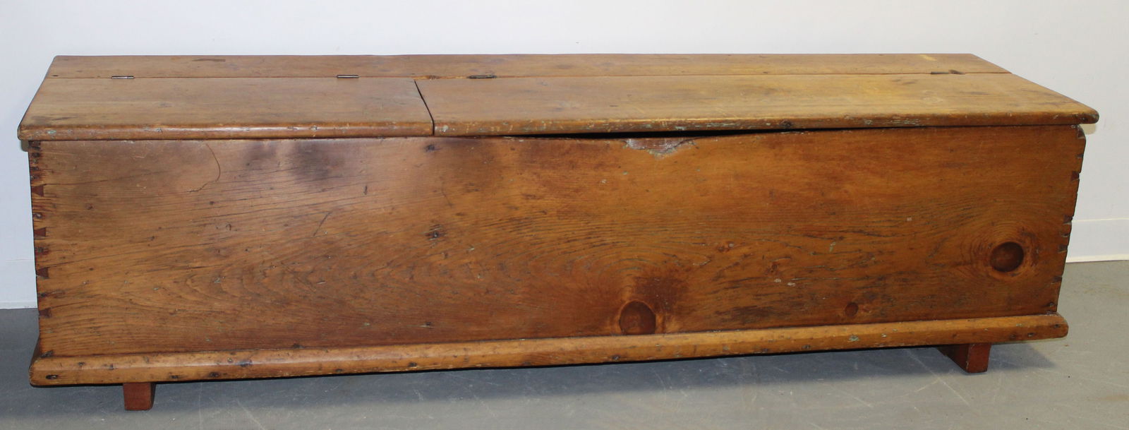 19thC grain bin w 2 lift top compartments - 20" tall x 75" long x 19" deep (1 of 7)