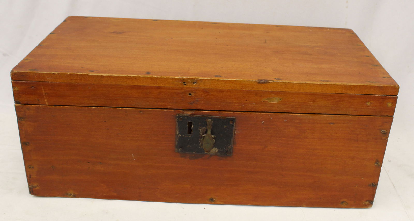 Antique flat top valuables box - 8" tall x 20" wide x 10" deep (1 of 5)