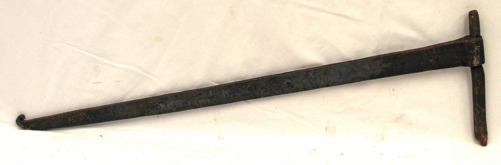 Antique cast iron crane - 30" long x 9" pin: Antique cast iron crane - 30" long x 9" pin