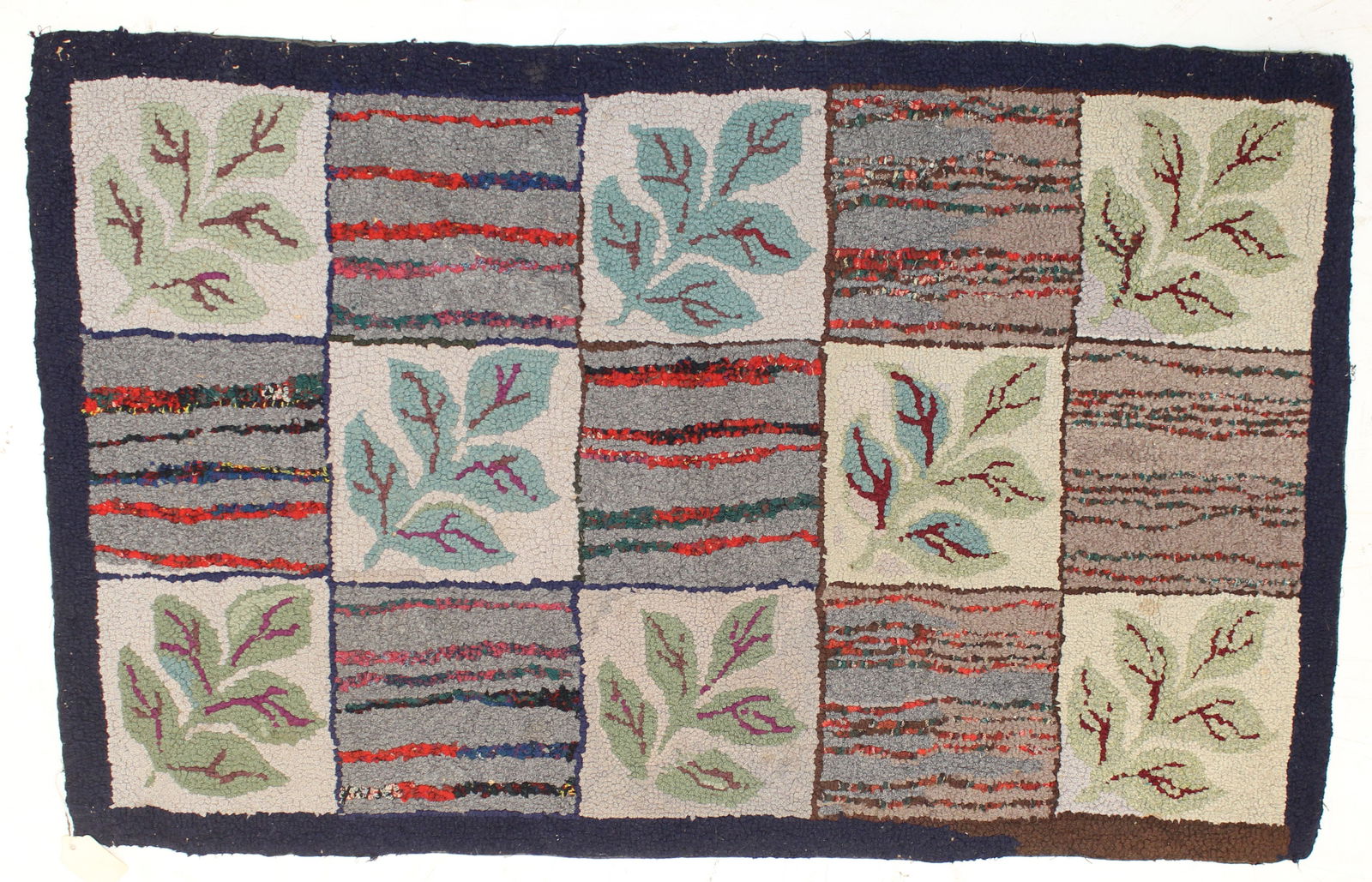 Antique hooked rug w leaf motif - 20"x32" (1 of 4)