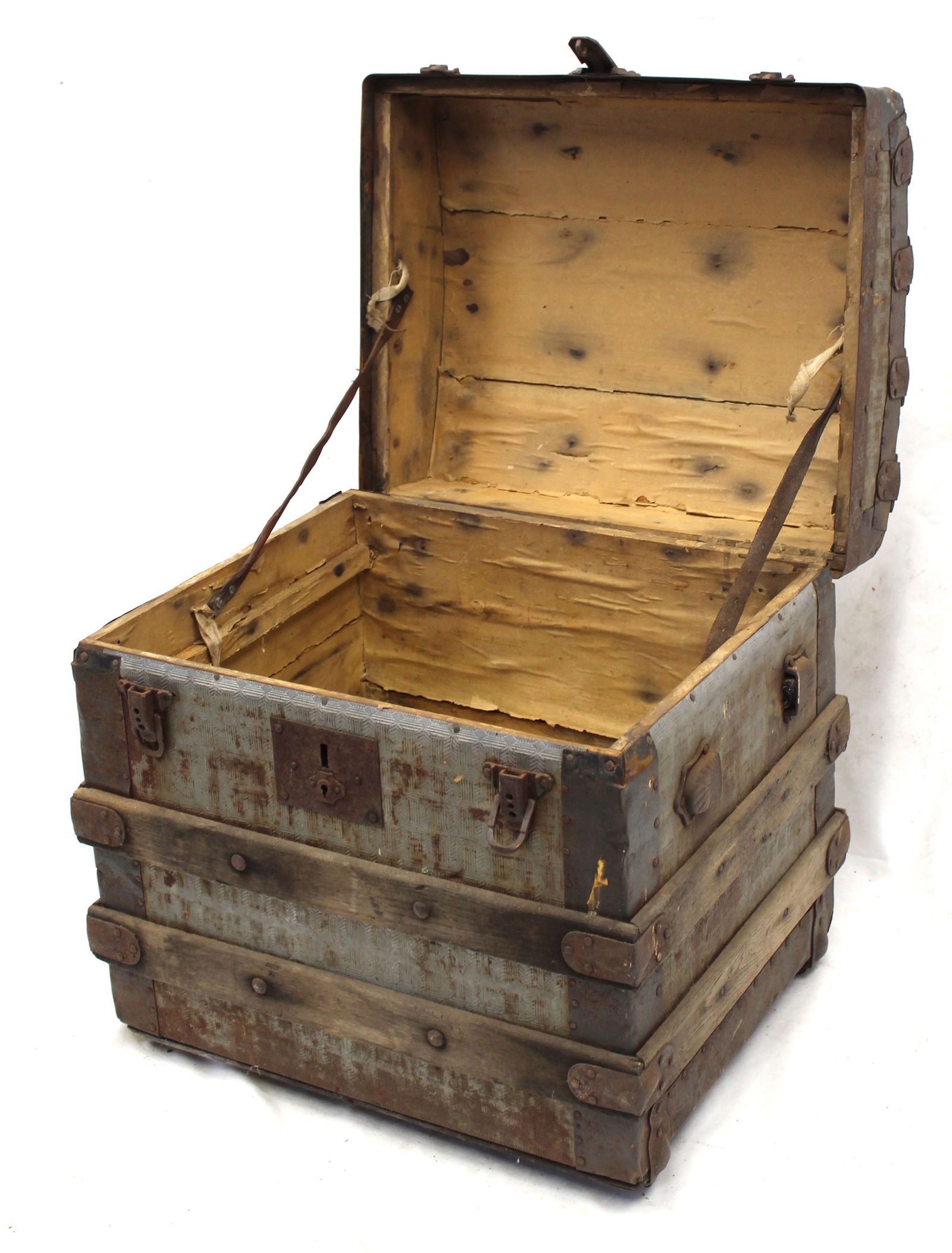 Diminutive antique steamer trunk - 18" tall x 18" wide x 15" deep (1 of 5)
