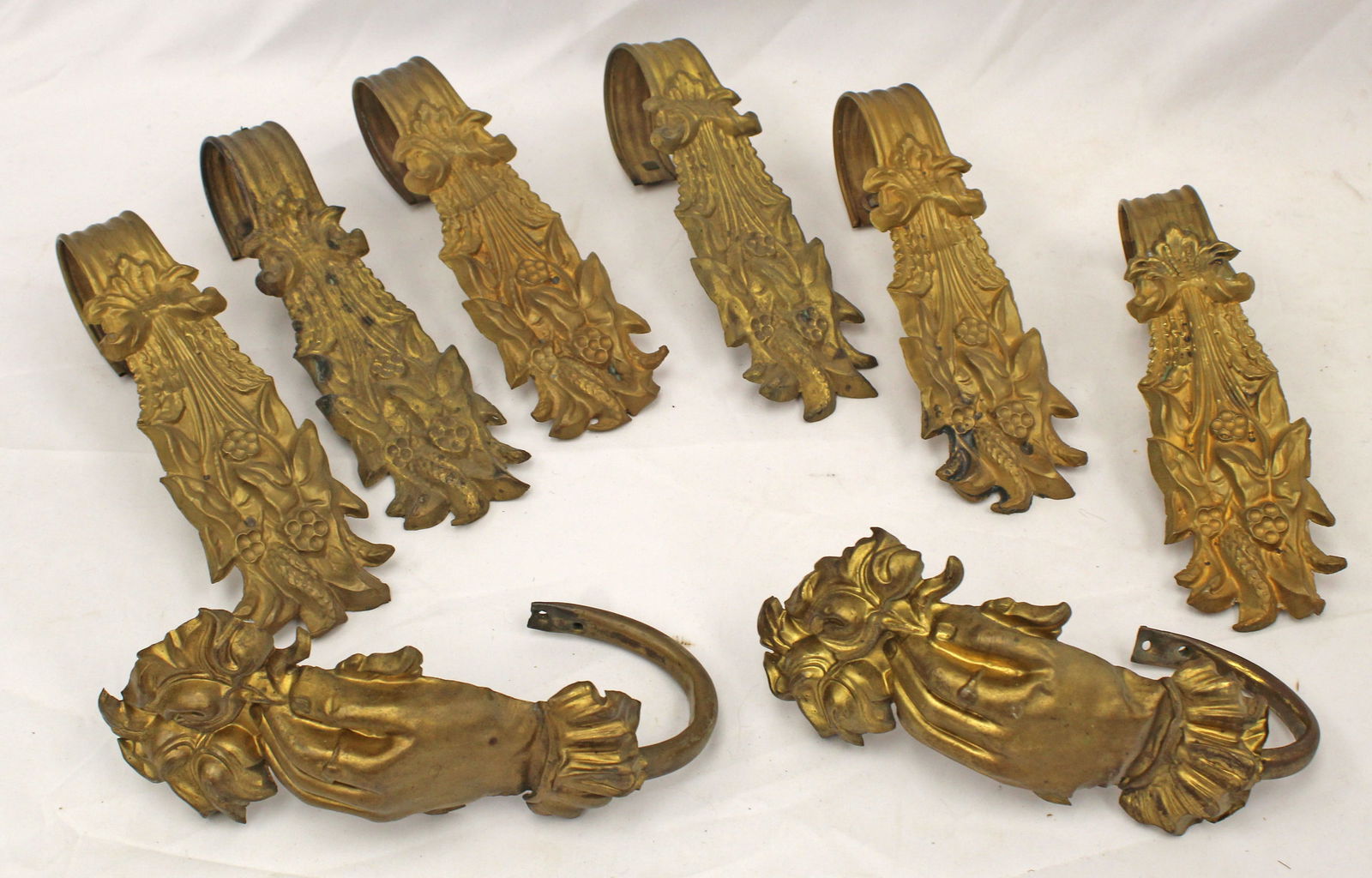 Lot of 4 pairs of antique brass curtain tiebacks - 9" florals & 8 1/2" hands (1 of 6)