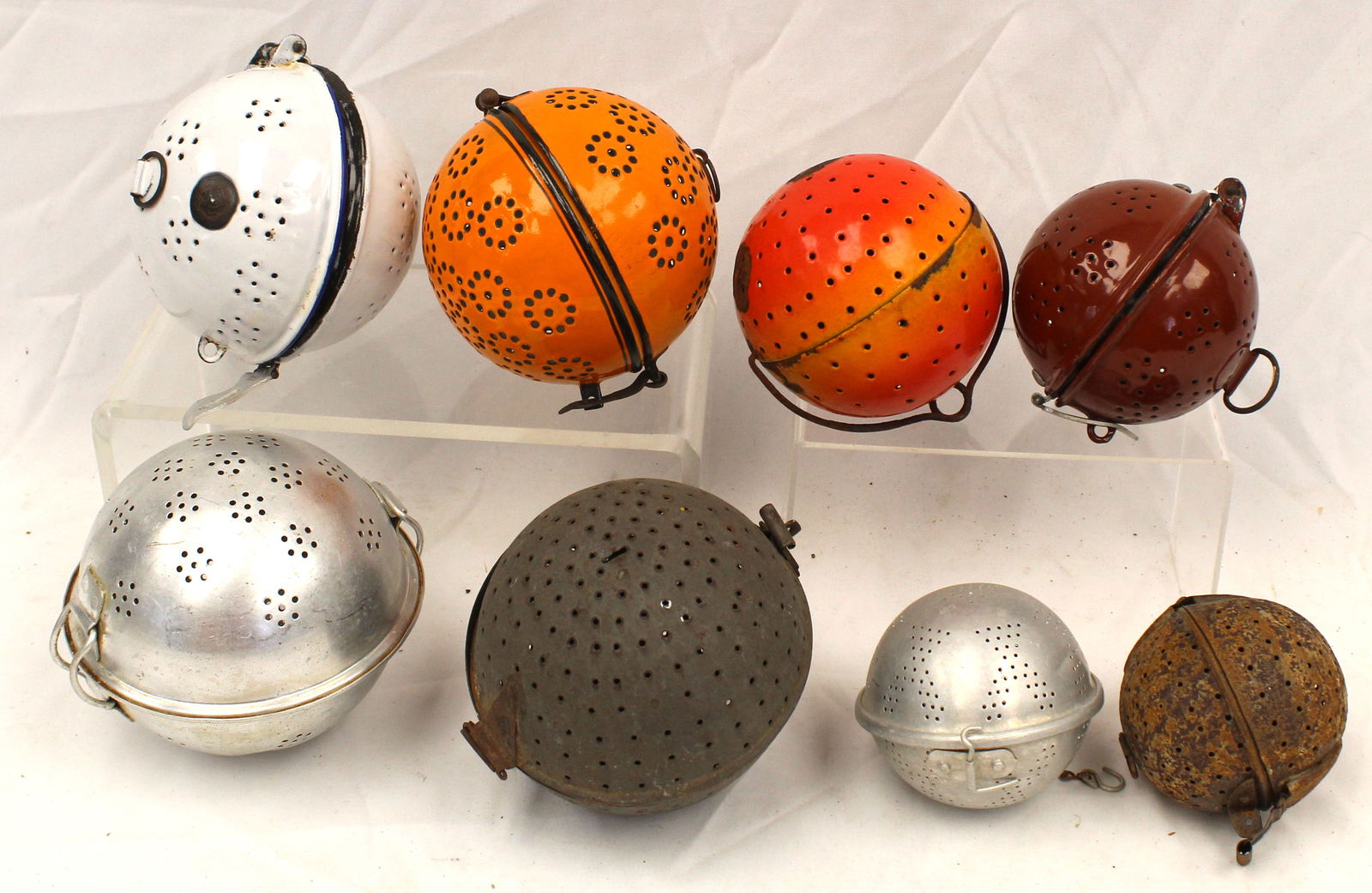 Group of tin rice steamer balls (1 of 5)