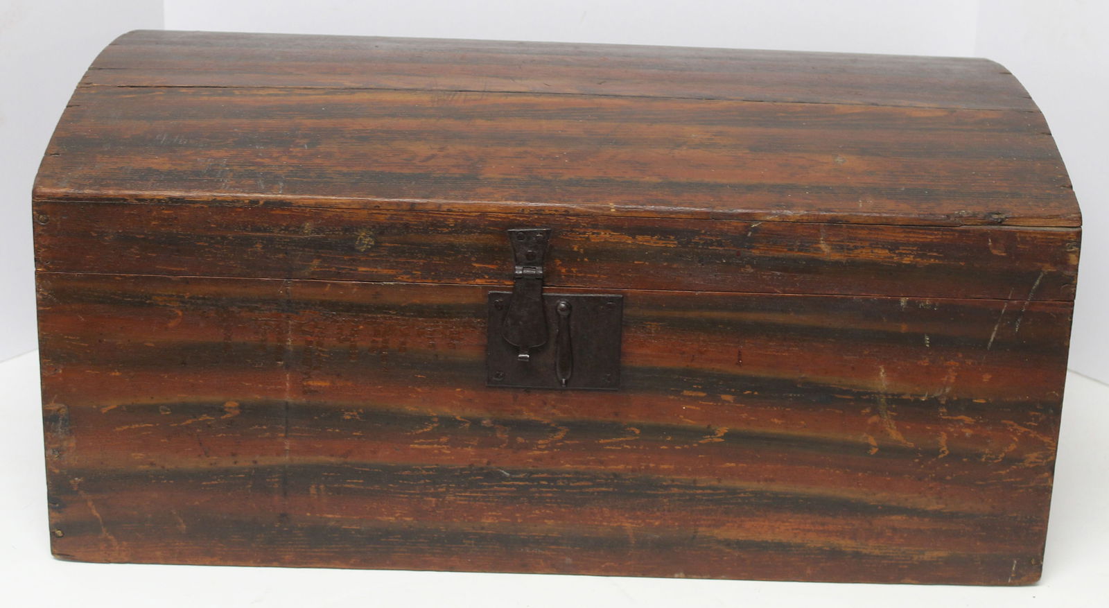 Dometop red & black painted trunk - 10 1/2" tall x 24" wide x 13 1/2" deep (1 of 6)