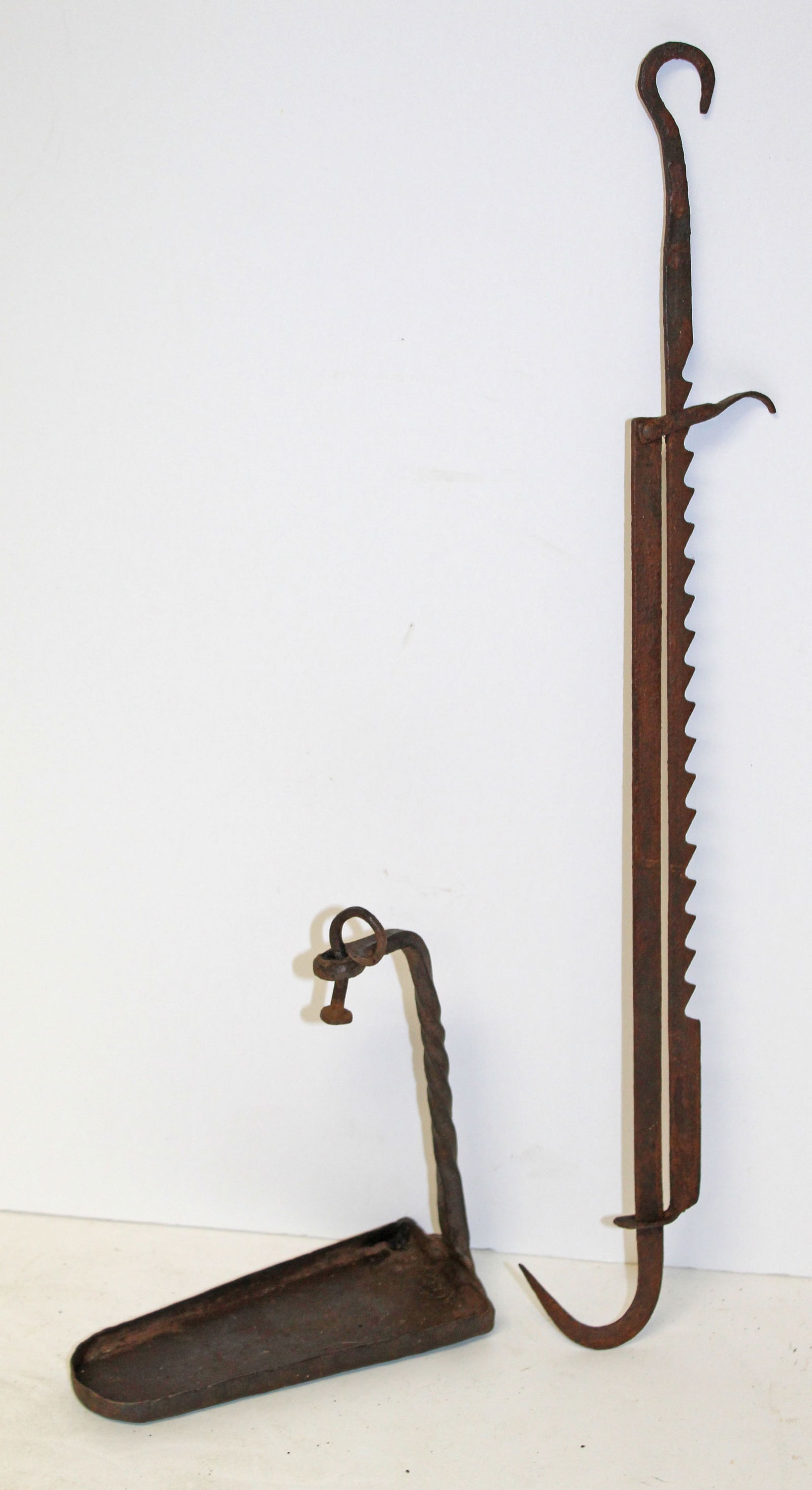 Adjustable trammel hanging iron pan lamp (1 of 4)