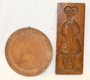 Lot of 2 carved wooden items incl bread board & cookie board - 12" diam & 17"x6 3/4"