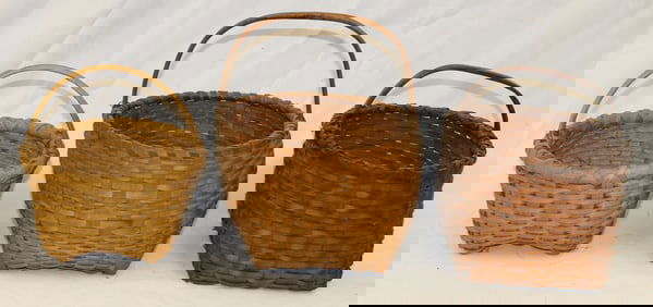 Lot of 3 fixed handled baskets